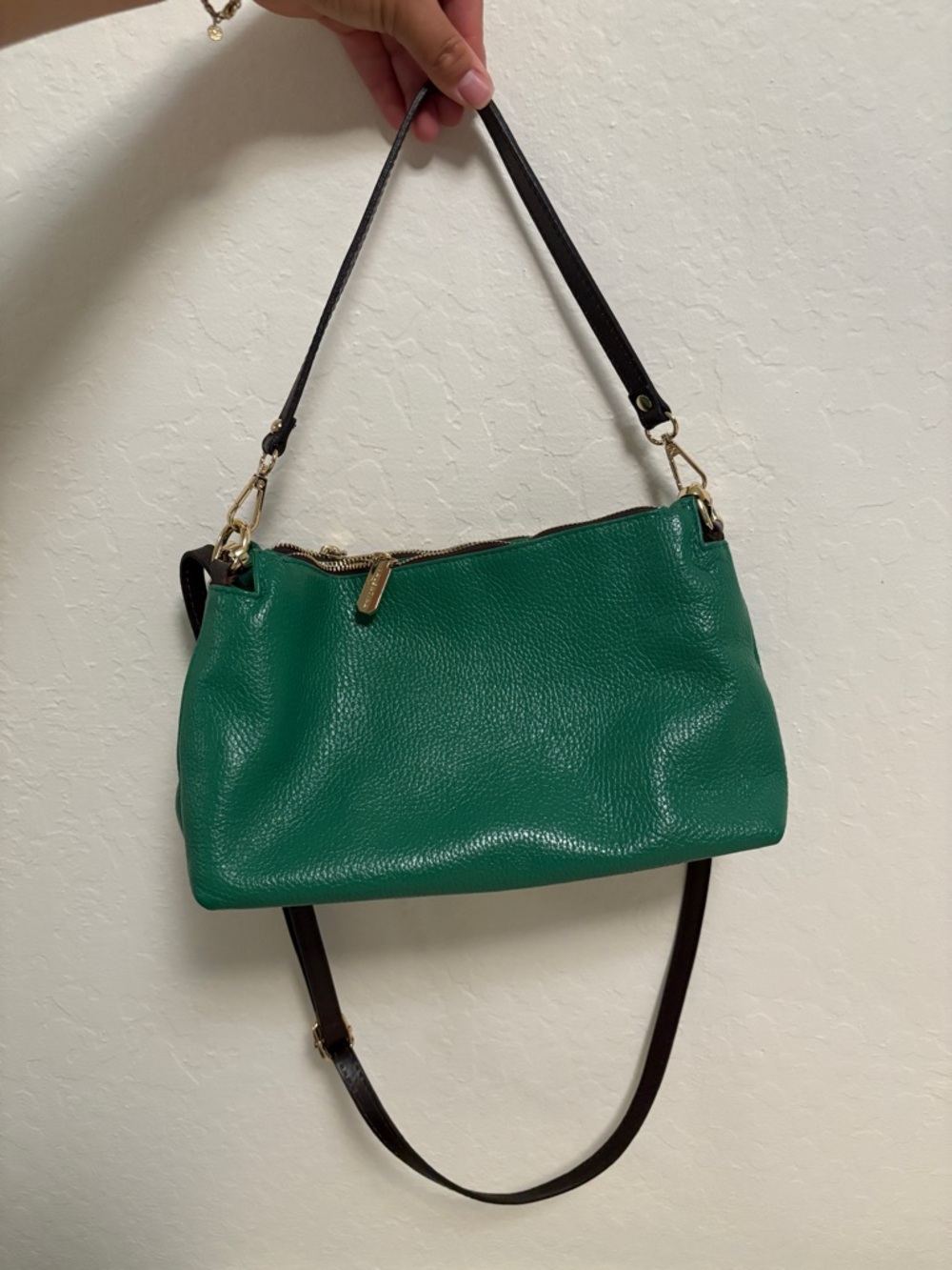 Valentina Green Leather Crossbody Shoulder Bag with Black Strap